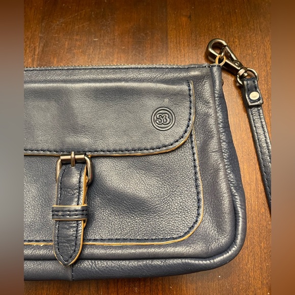 Salvador Bachiller Crossbody Bag - Picture 6 of 11